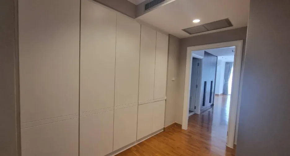 ให้เช่า 3 ห้องนอน อพาร์ทเม้นท์ ใน สาทร, กรุงเทพฯ
