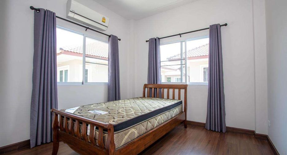 À louer 4 chambres maison à San Kamphaeng, Chiang Mai