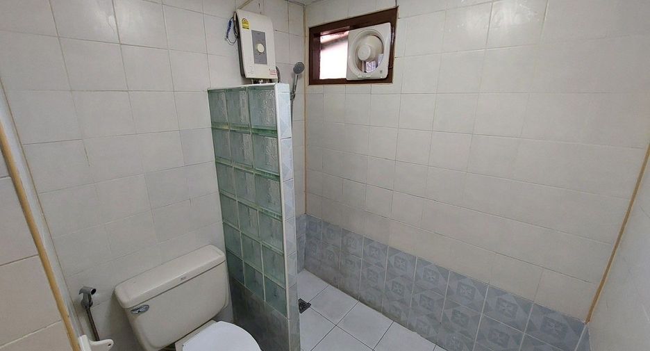 À vendre 1 chambre condo à Bang Rak, Bangkok