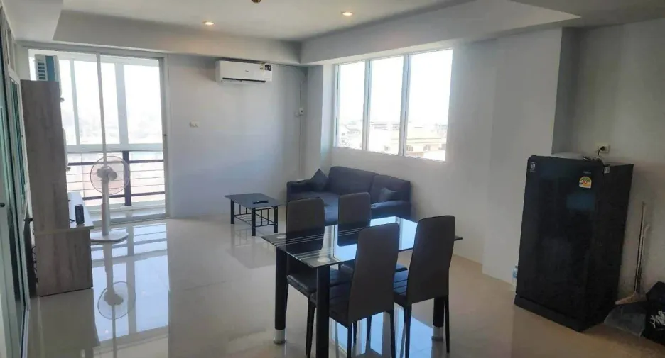 Condo en alquiler de 1 habitaciones en Bang Lamung, Chonburi