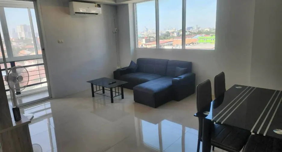 Condo en alquiler de 1 habitaciones en Bang Lamung, Chonburi