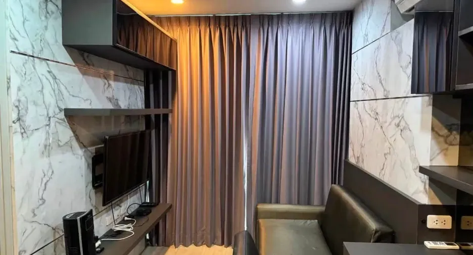 For rent 1 bed condo in Thon Buri, Bangkok