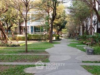 Condo en venta de 2 habitaciones en Prawet, Bangkok