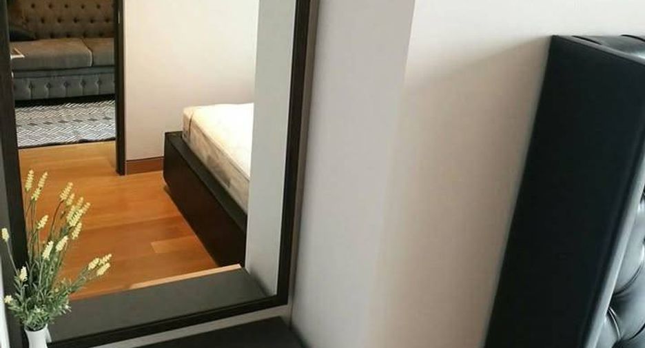 For sale 1 bed condo in Khlong Toei, Bangkok