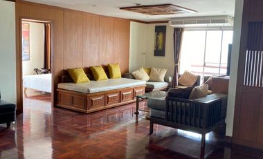 À louer 2 chambres condo à Khlong San, Bangkok