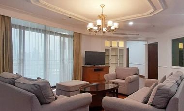 Condo en alquiler de 3 habitaciones en Khlong Toei, Bangkok