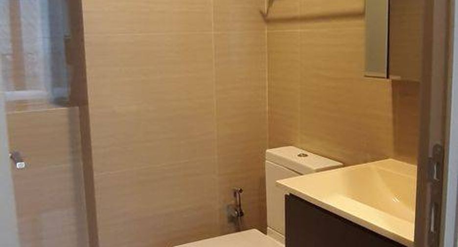 For rent 1 bed condo in Huai Khwang, Bangkok