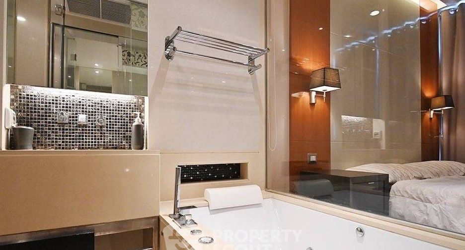 For rent 1 bed condo in Khlong Toei, Bangkok