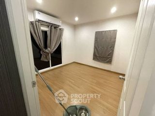出租 3 卧室 独立屋 在 Suan Luang, 曼谷