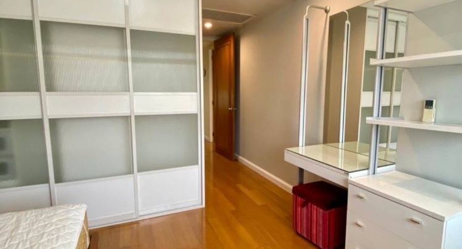 Wohnung zur Miete mit 3 Zimmer in Watthana, Bangkok