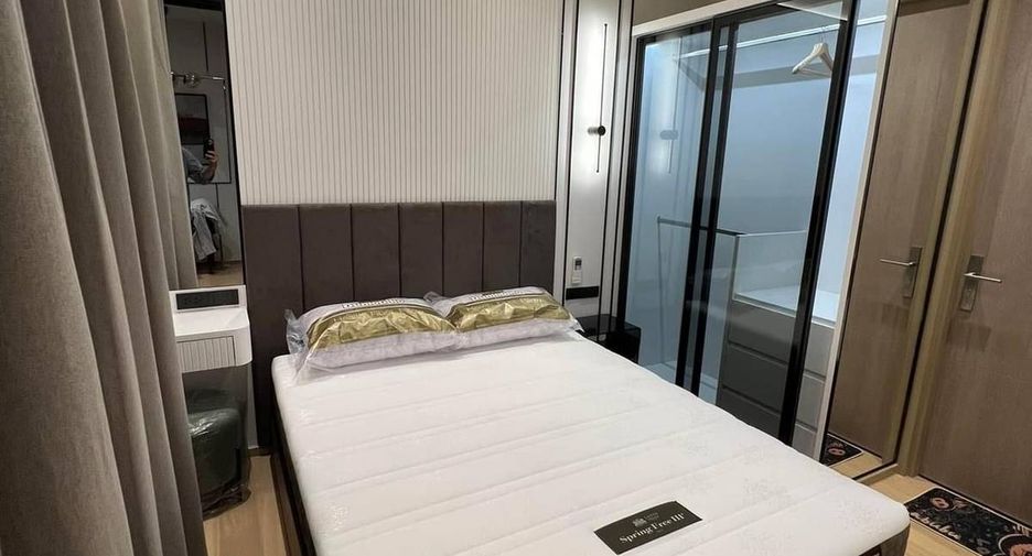 Wohnung zur Miete mit 1 Zimmer in Huai Khwang, Bangkok