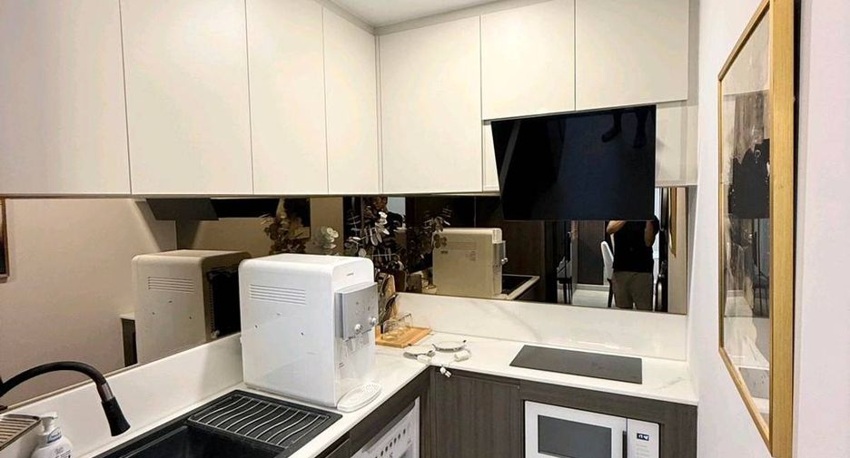 Condo en alquiler de 2 habitaciones en Bang Kapi, Bangkok