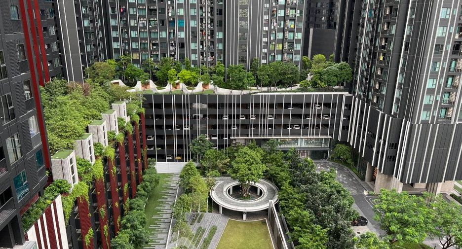 À louer 1 chambre condo à Huai Khwang, Bangkok