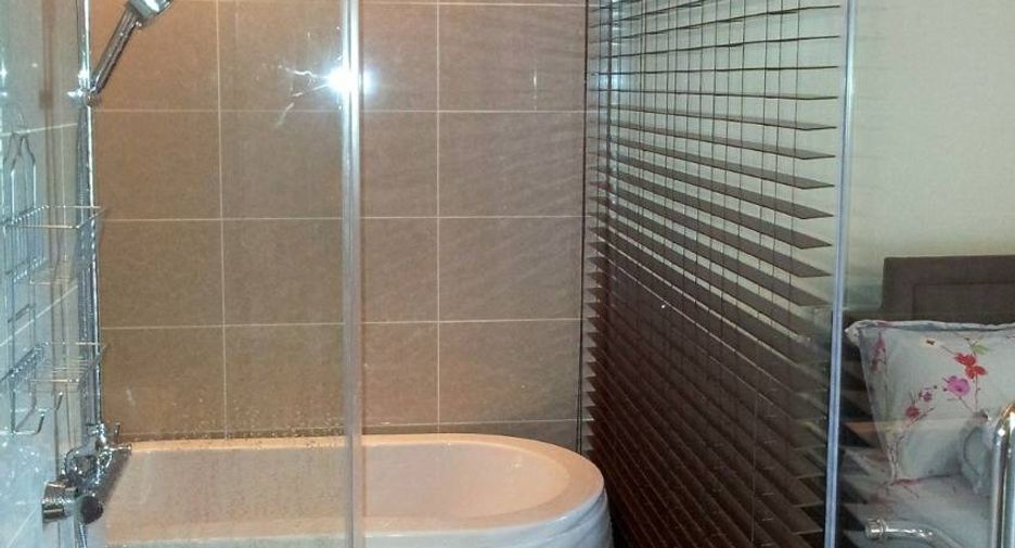 For rent 1 bed condo in Watthana, Bangkok
