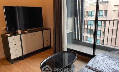 For rent 2 bedrooms condo in Pathum Wan, Bangkok