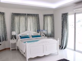 À louer 4 chambres maison à Bang Lamung, Chonburi
