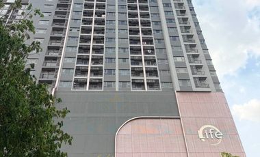 Condo en alquiler de 1 habitaciones en Khlong Toei, Bangkok