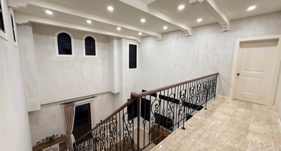 Villa en alquiler de 4 habitaciones en Huay Yai, Pattaya