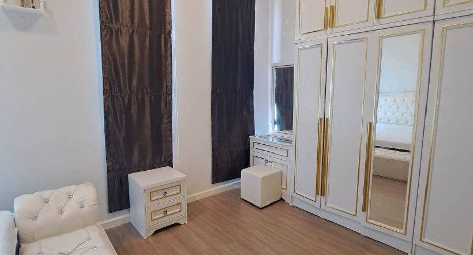 For rent 3 bedrooms house in Lat Krabang, Bangkok