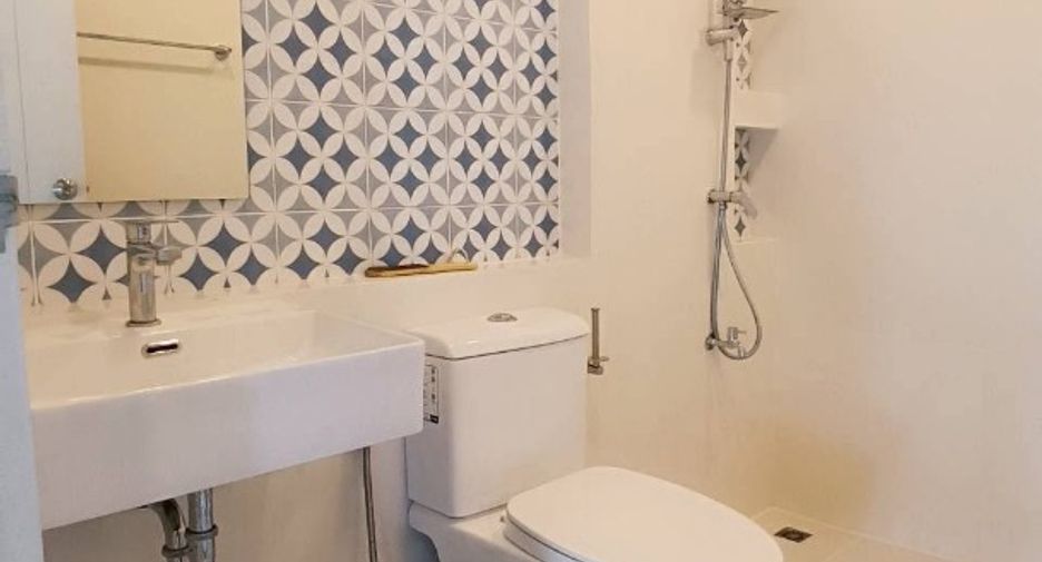 For rent 3 bedrooms house in Lat Krabang, Bangkok