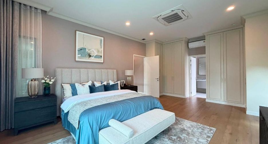 For rent 5 bedrooms house in Saphan Sung, Bangkok