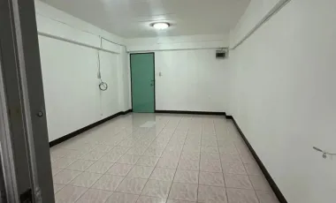 Apartment zum Kauf mit Studio in Bang Khae, Bangkok