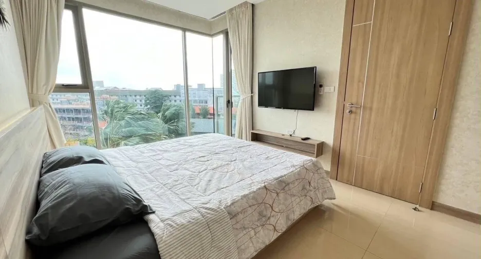 For sale 2 bedrooms condo in Jomtien, Pattaya