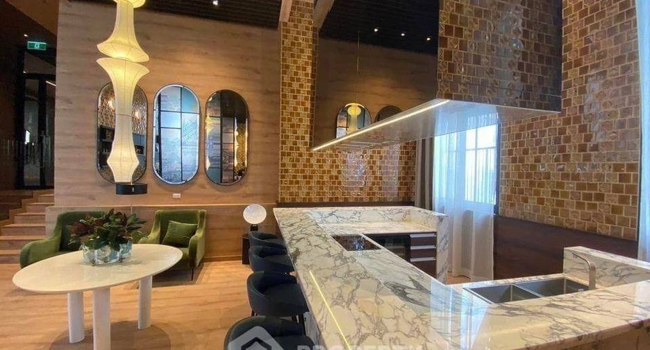 For rent 2 bedrooms condo in Watthana, Bangkok