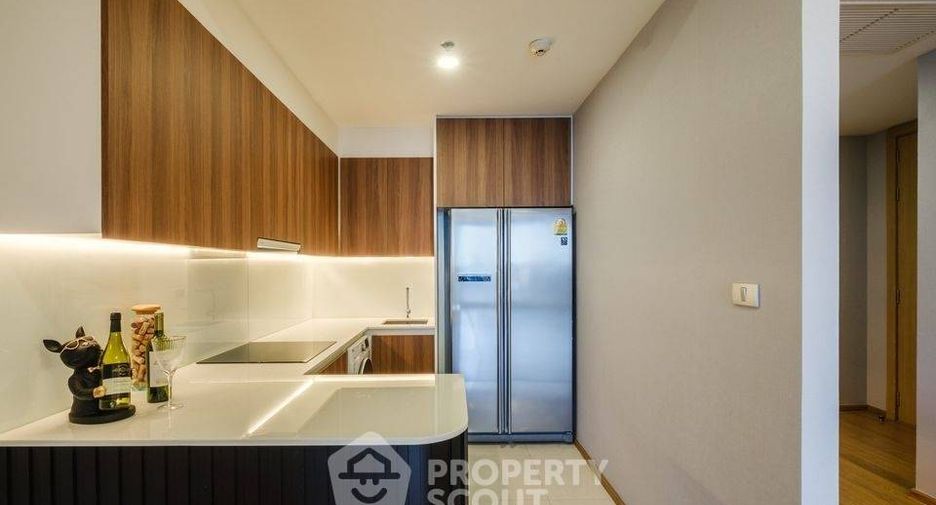 Condo en alquiler de 3 habitaciones en Khlong Toei, Bangkok