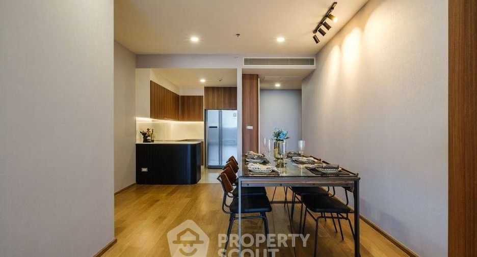 Condo en alquiler de 3 habitaciones en Khlong Toei, Bangkok