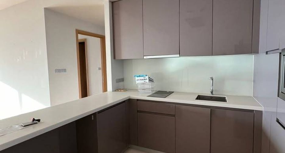 For rent 3 ベッドルーム condo in Khlong Toei, Bangkok