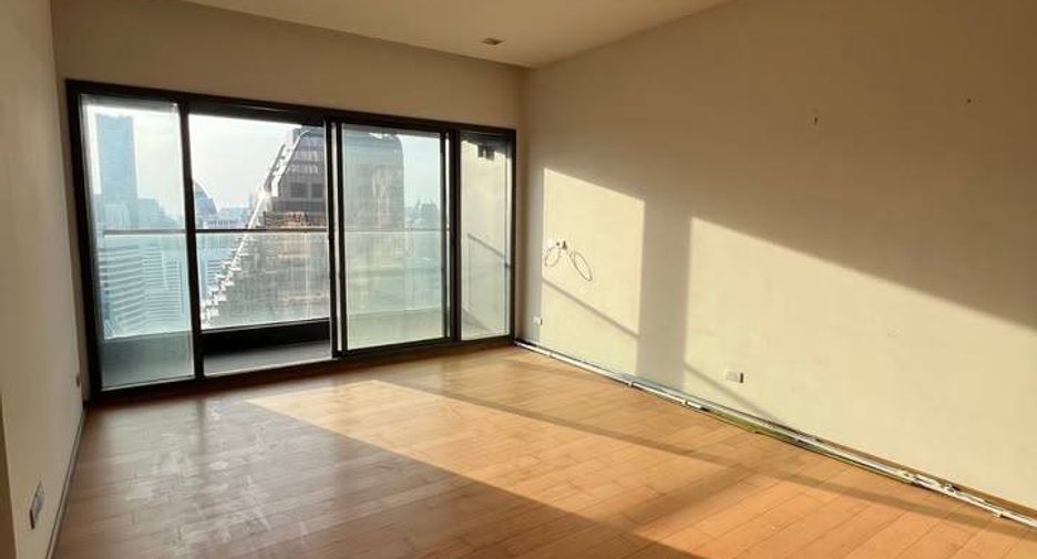 For rent 3 ベッドルーム condo in Khlong Toei, Bangkok