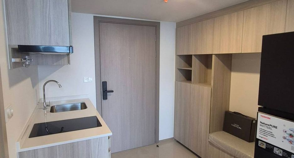 For rent 1 Beds condo in Bangkok Noi, Bangkok