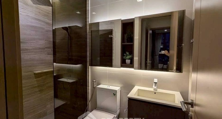 Condo en alquiler de 1 habitaciones en Khlong Toei, Bangkok