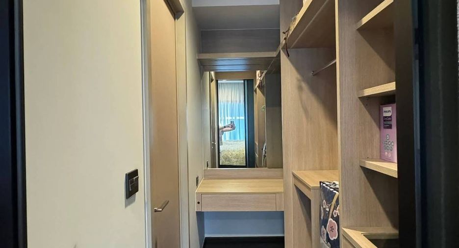 For rent 1 bed condo in Huai Khwang, Bangkok