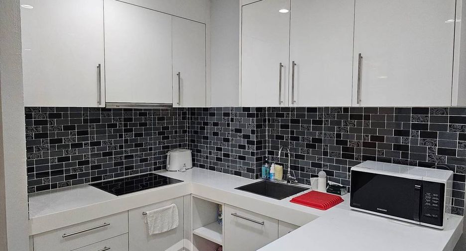 For rent 2 bedrooms condo in Bang Lamung, Chonburi