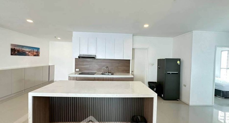 Condo en alquiler de 3 habitaciones en Jomtien, Pattaya