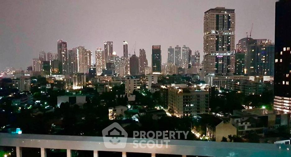 Condo en alquiler de 1 habitaciones en Khlong Toei, Bangkok
