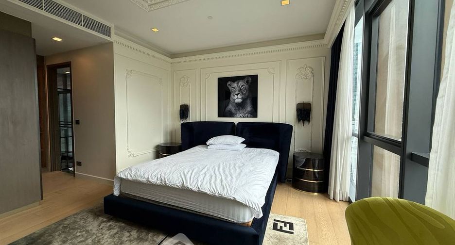 For rent 2 bedrooms condo in Watthana, Bangkok