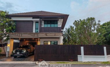 Casa en alquiler de 3 habitaciones en Prawet, Bangkok