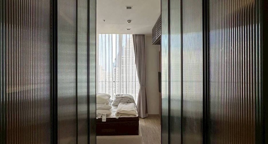 For rent 1 bed condo in Watthana, Bangkok