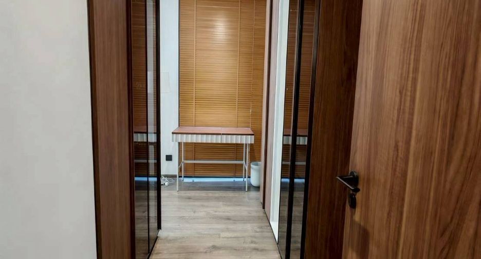 For rent 2 bedrooms condo in Sathon, Bangkok