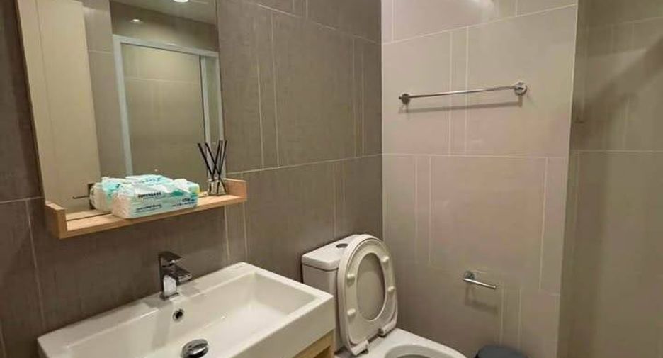 For rent 2 bedrooms condo in Bang Kho Laem, Bangkok