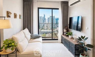 For rent 2 bedrooms condo in Huai Khwang, Bangkok