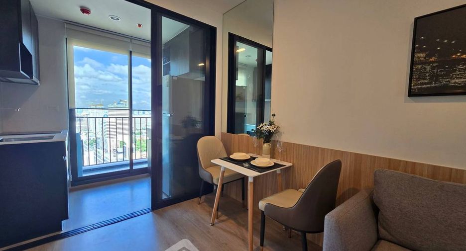À louer 1 chambre condo à Huai Khwang, Bangkok