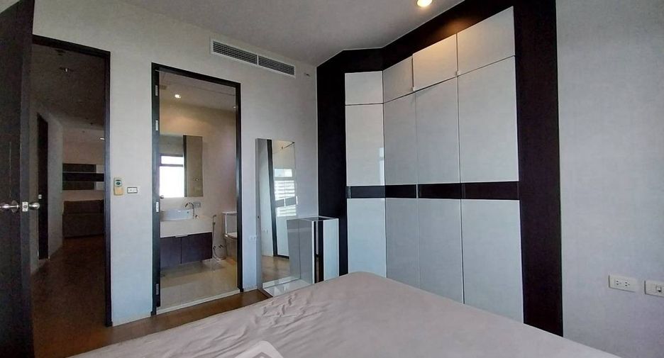 Condo en alquiler de 2 habitaciones en Khlong Toei, Bangkok