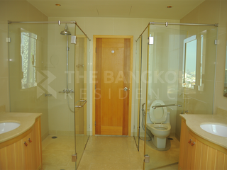 Wohnung zur Miete mit 3 Zimmer in Sathon, Bangkok