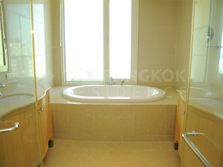 Wohnung zur Miete mit 3 Zimmer in Sathon, Bangkok