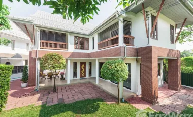 Casa en venta de 3 habitaciones en Bang Khen, Bangkok