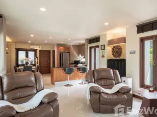 Casa en venta de 3 habitaciones en Bang Khen, Bangkok